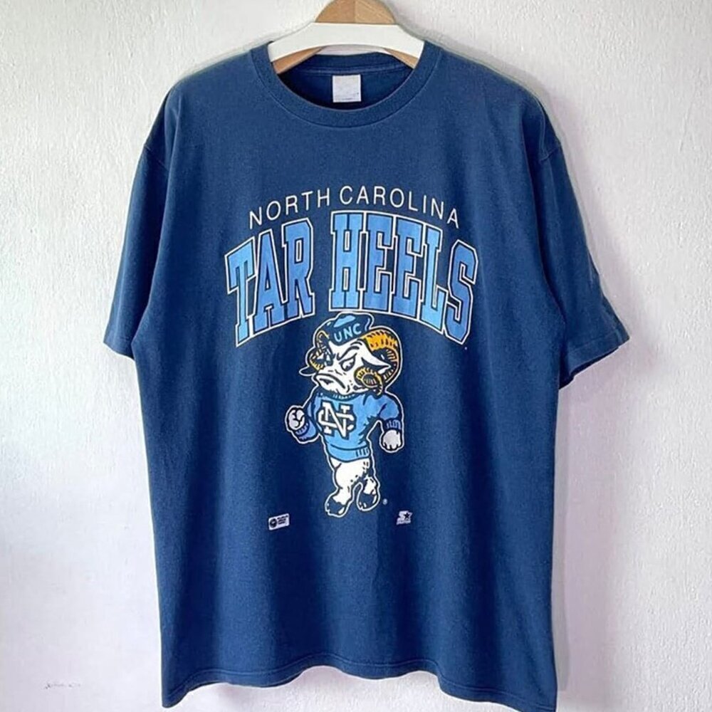 UNC Tar Heels College Basketball Retro Graphic Fan T Shirt